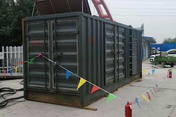 昌黎发电机租赁空气滤清器多久更换一次？