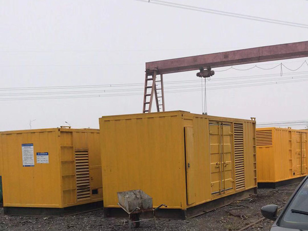 昌黎100kw柴油发电机组每小时油耗？